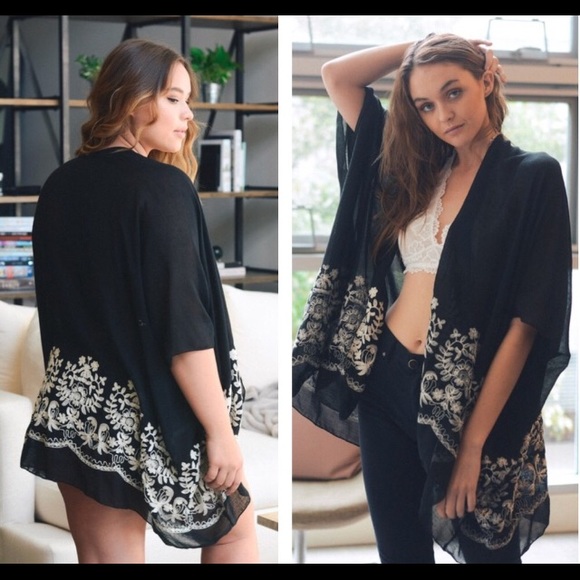 None Accessories - Floral Embroidered Kimono